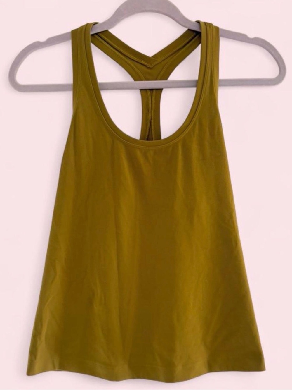 green lululemon tank